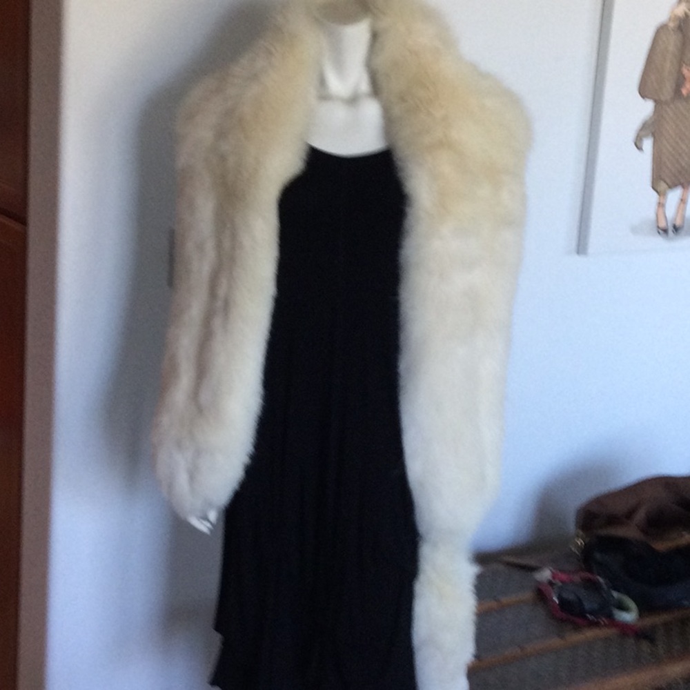 I Magnin white real fox fur stole, perfect for winter wedding